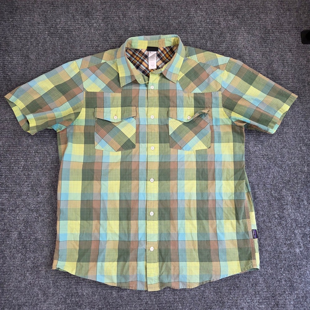 Patagonia Mens Large Organic Cotton Plaid Western Short Sleeve Button Down Shirt